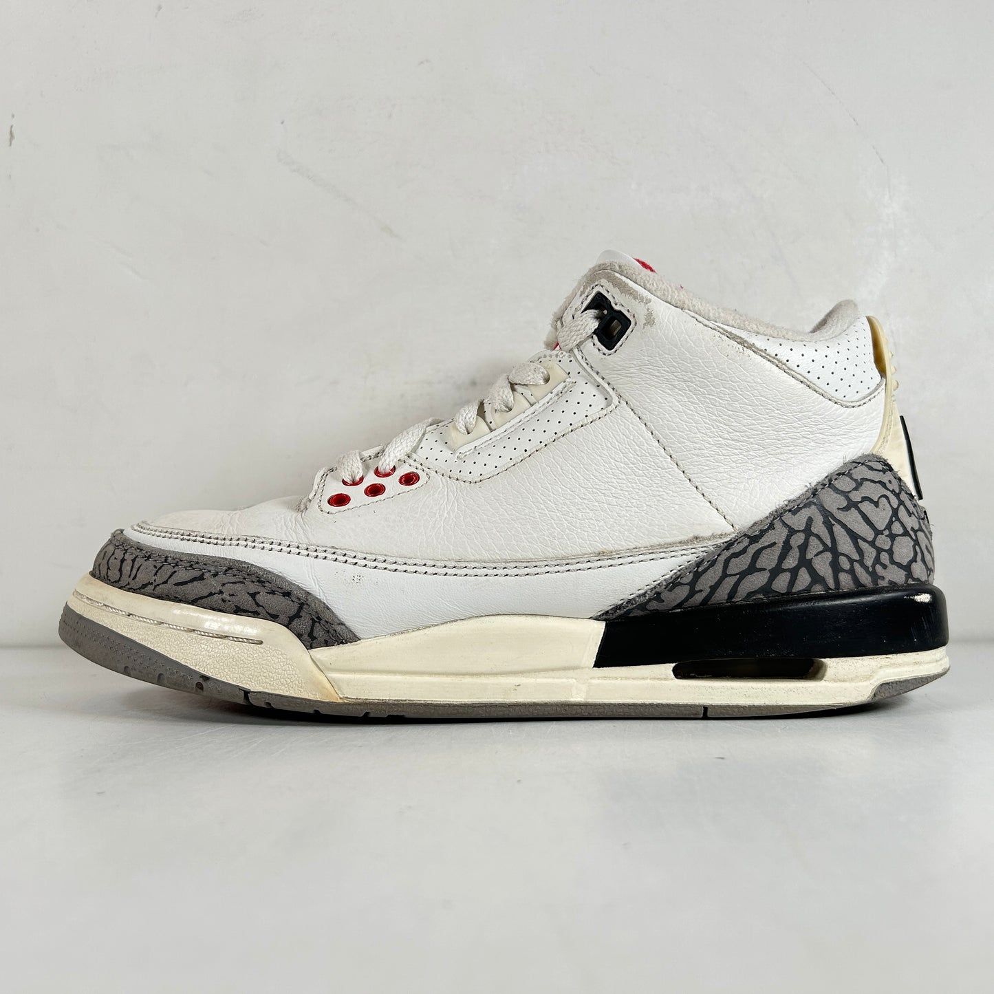 DM0967 100 Jordan 3 Retro White Cement Reimagined (GS) [USED] - 7 Y (Used) (Replace Box)