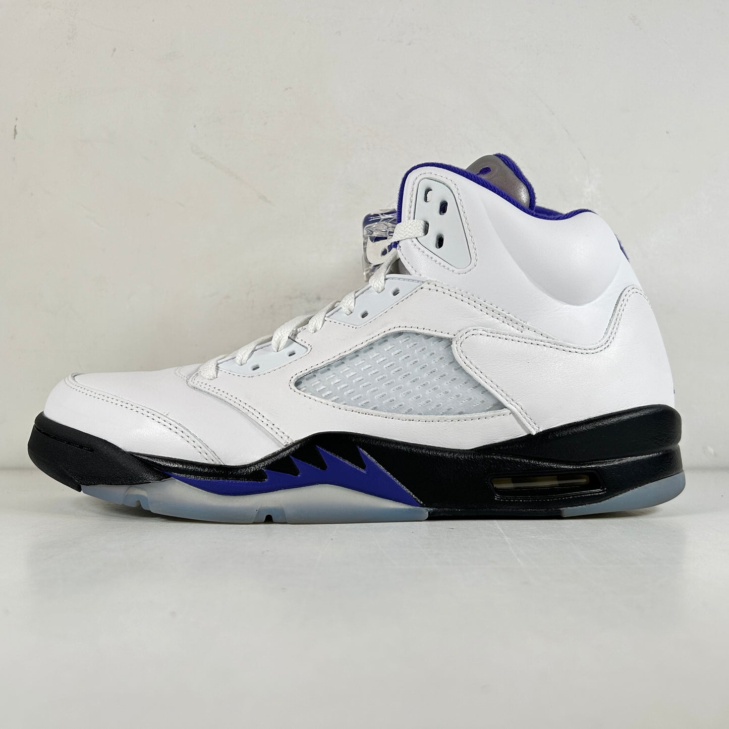 DD0587 141 Jordan 5 Retro Dark Concord [USED] - 11.5 M (Used2)