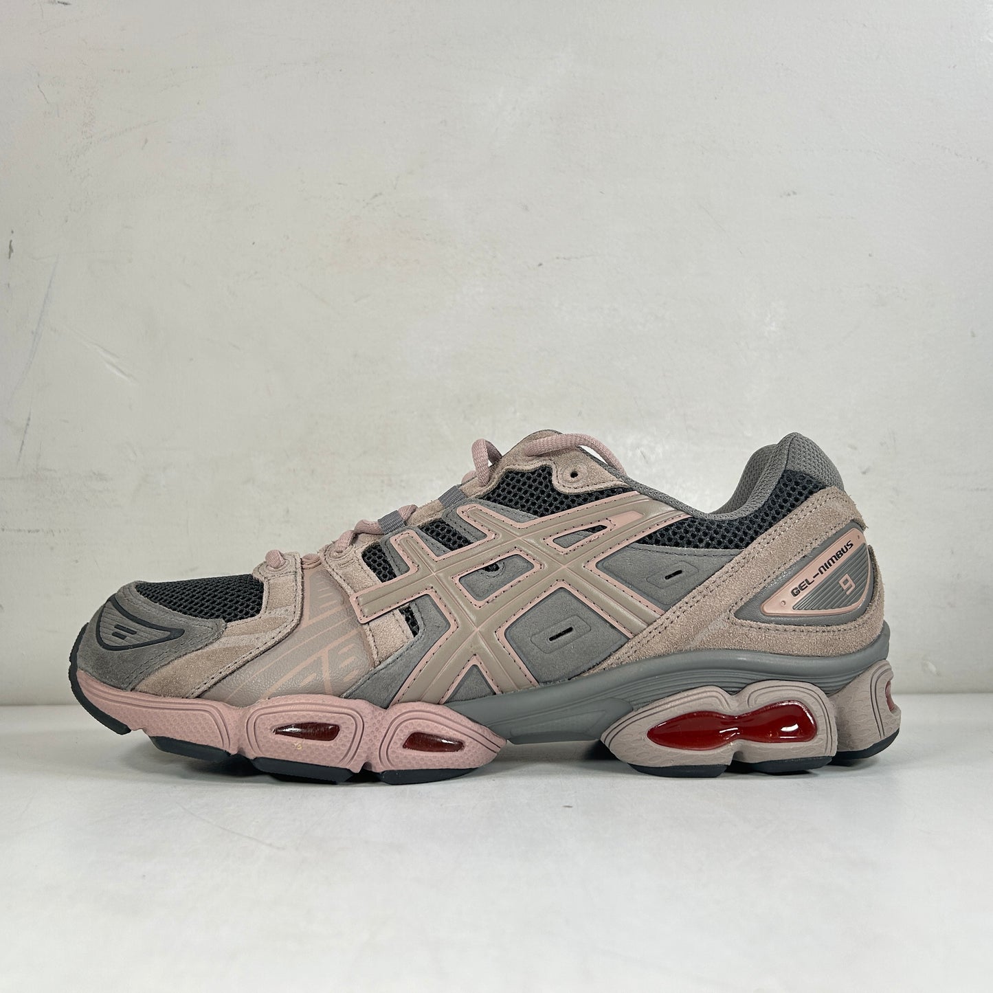 1201A584 021 ASICS Gel-Nimbus 9 Obsidian Grey Moonrock [USED] - 12 M (VNDS)