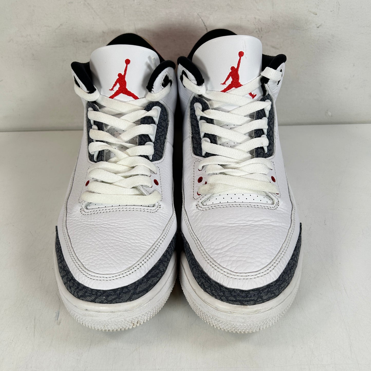 CZ6431 100 Jordan 3 Retro SE Fire Red Denim (2020) [USED] - 9.5 M (Used)