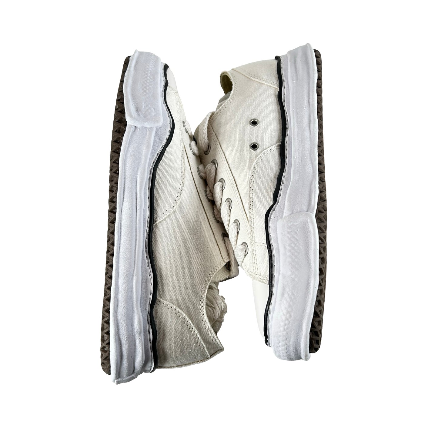 A01FW702 WHT Maison Mihara Yasuhiro Peterson OG Sole Canvas Low White [USED] - 44 EU (VNDS)