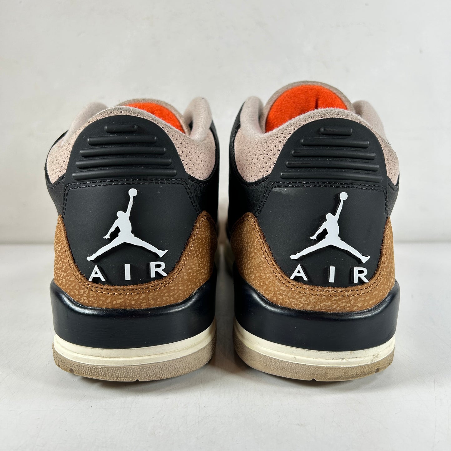 CT8532 008 Jordan 3 Retro Desert Elephant [USED] - 10 M (Used)