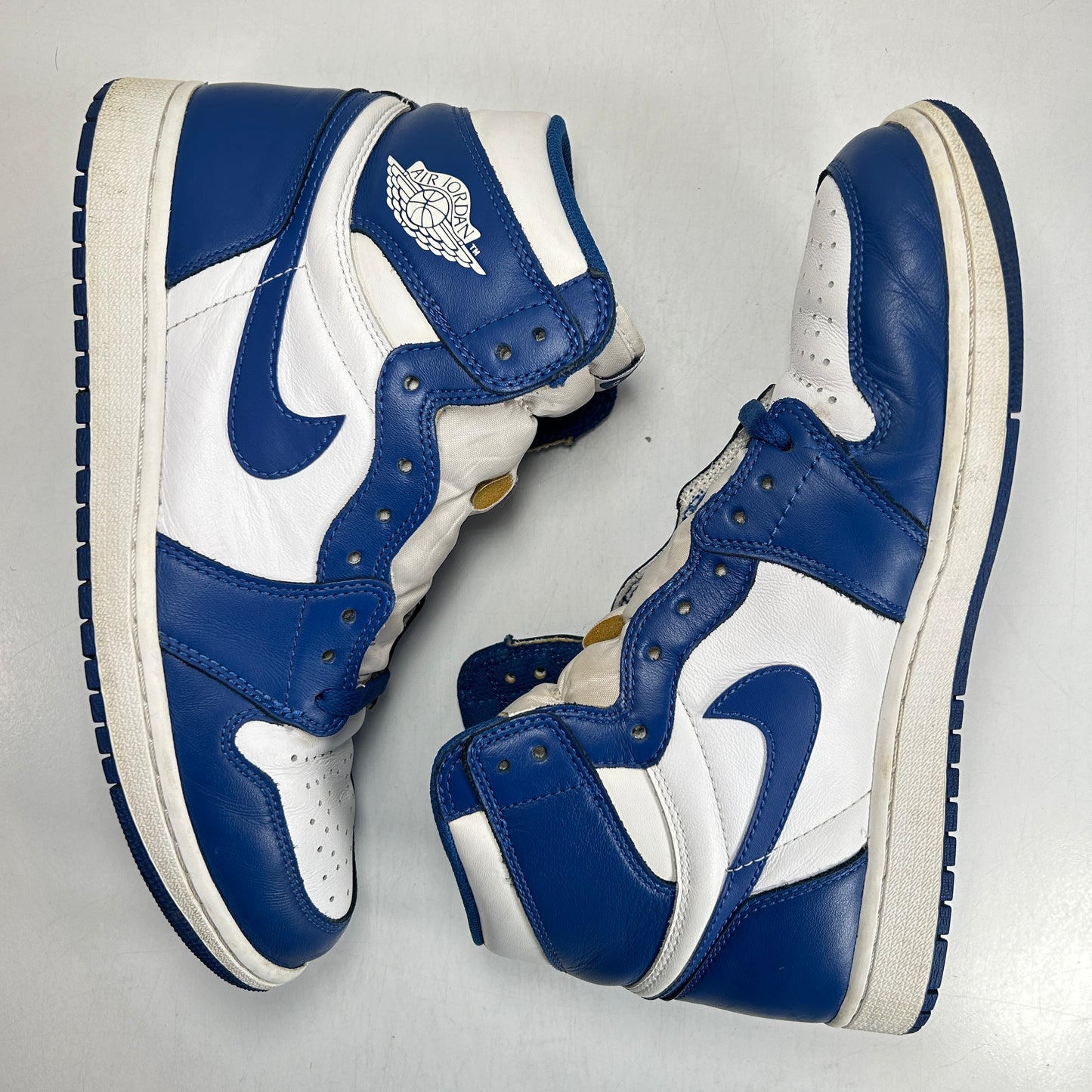 555088 127 Jordan 1 Retro Storm Blue [USED] - 10.5 M (Used)