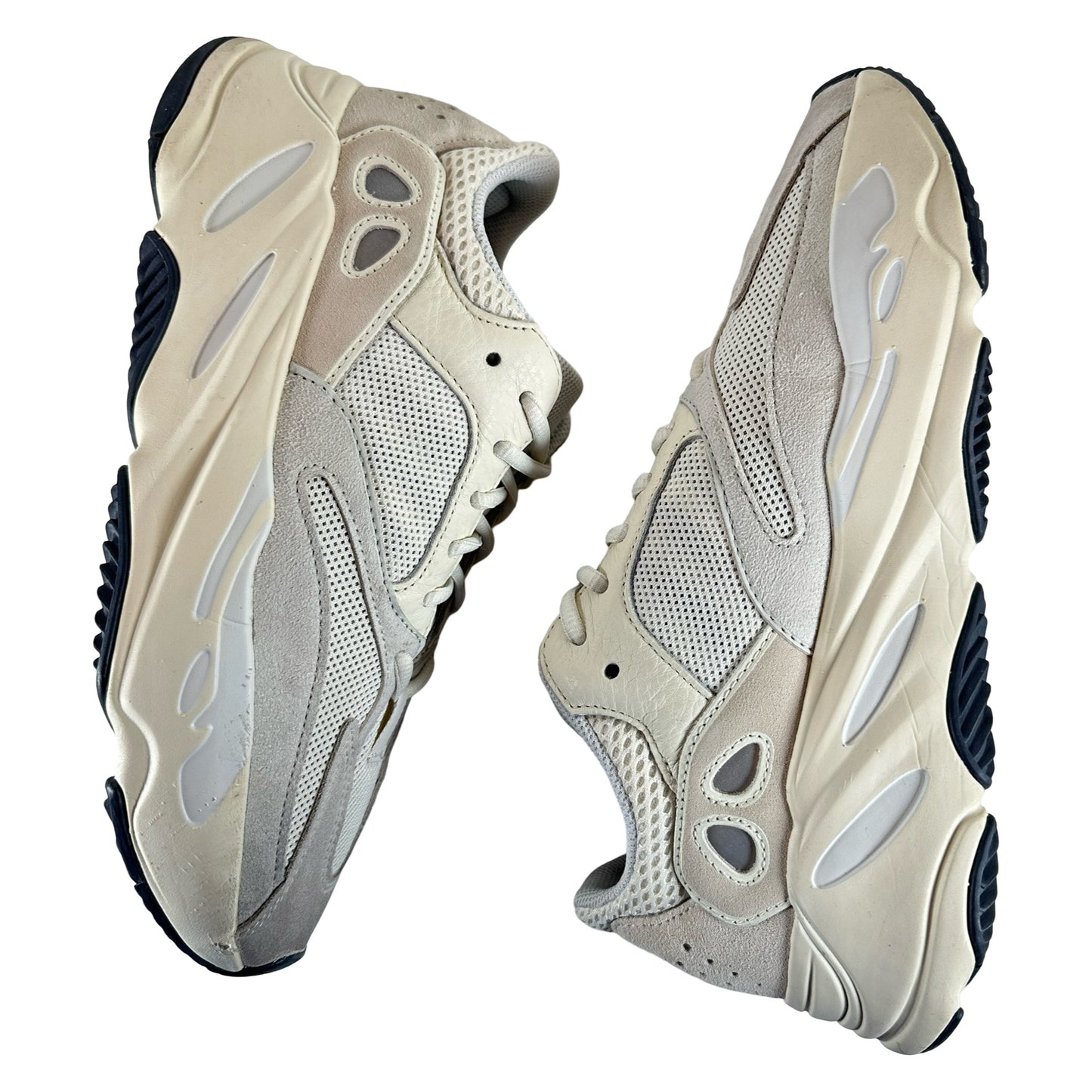 EG7596 adidas Yeezy Boost 700 Analog [USED] - 9 M (Used3)