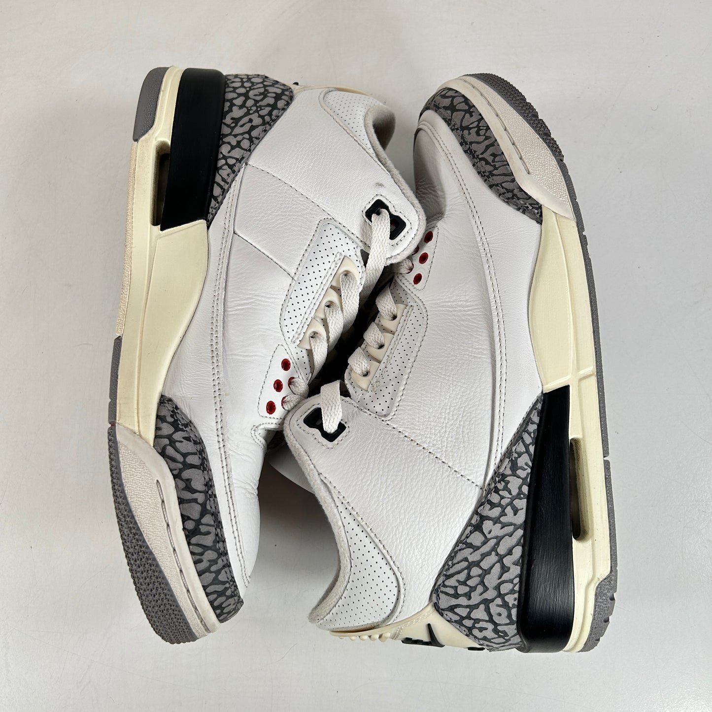 DN3707 100 Jordan 3 Retro White Cement Reimagined [USED] - 8.5 M (Used6)