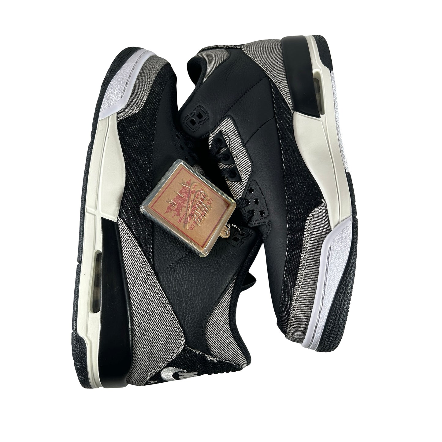 IR0914 400 Jordan 3 Retro Levi’s Black [USED] - 11.5 M (VNDS)