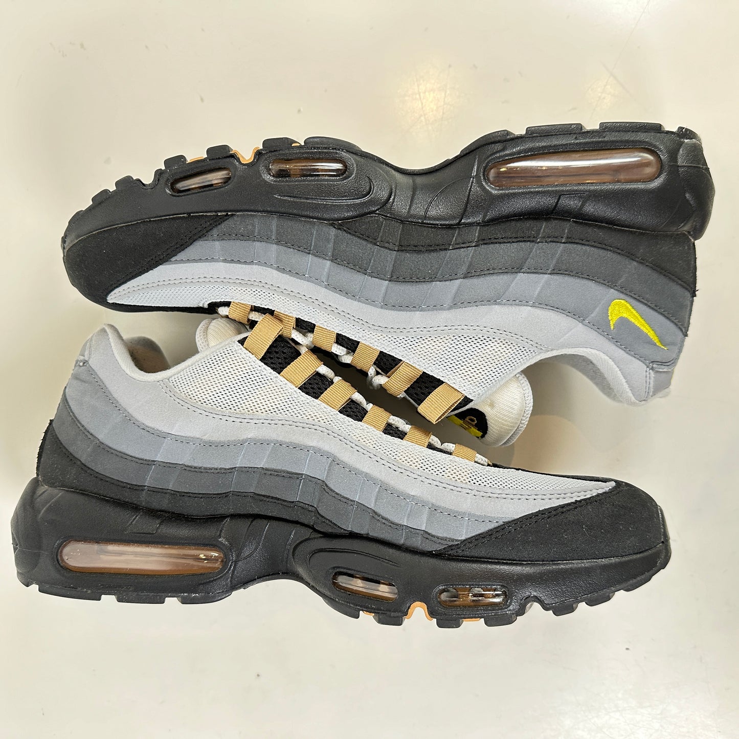 DX4236 100 Nike Air Max 95 Icons Yellow Strike [USED] - 13 M (Used) (Replace Box)