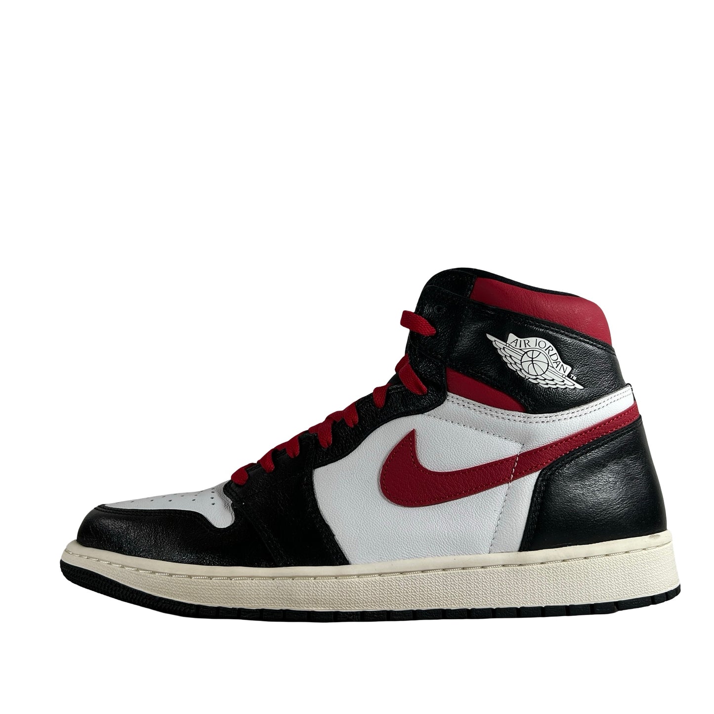 555088 061 Jordan 1 Retro High Bloodline [USED] - 13 (Used2)