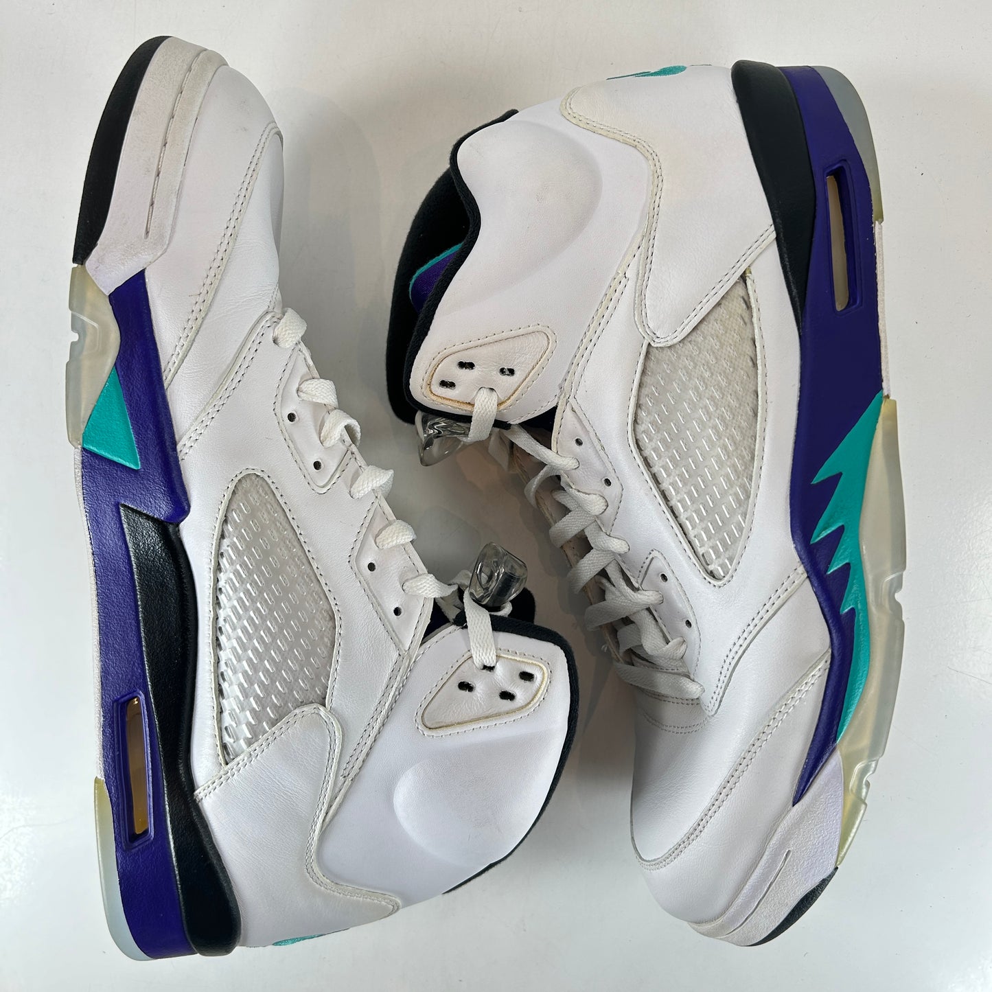 AV3919 135 Jordan 5 Retro Grape Fresh Prince [USED] - 14 M (Used) (No Box)