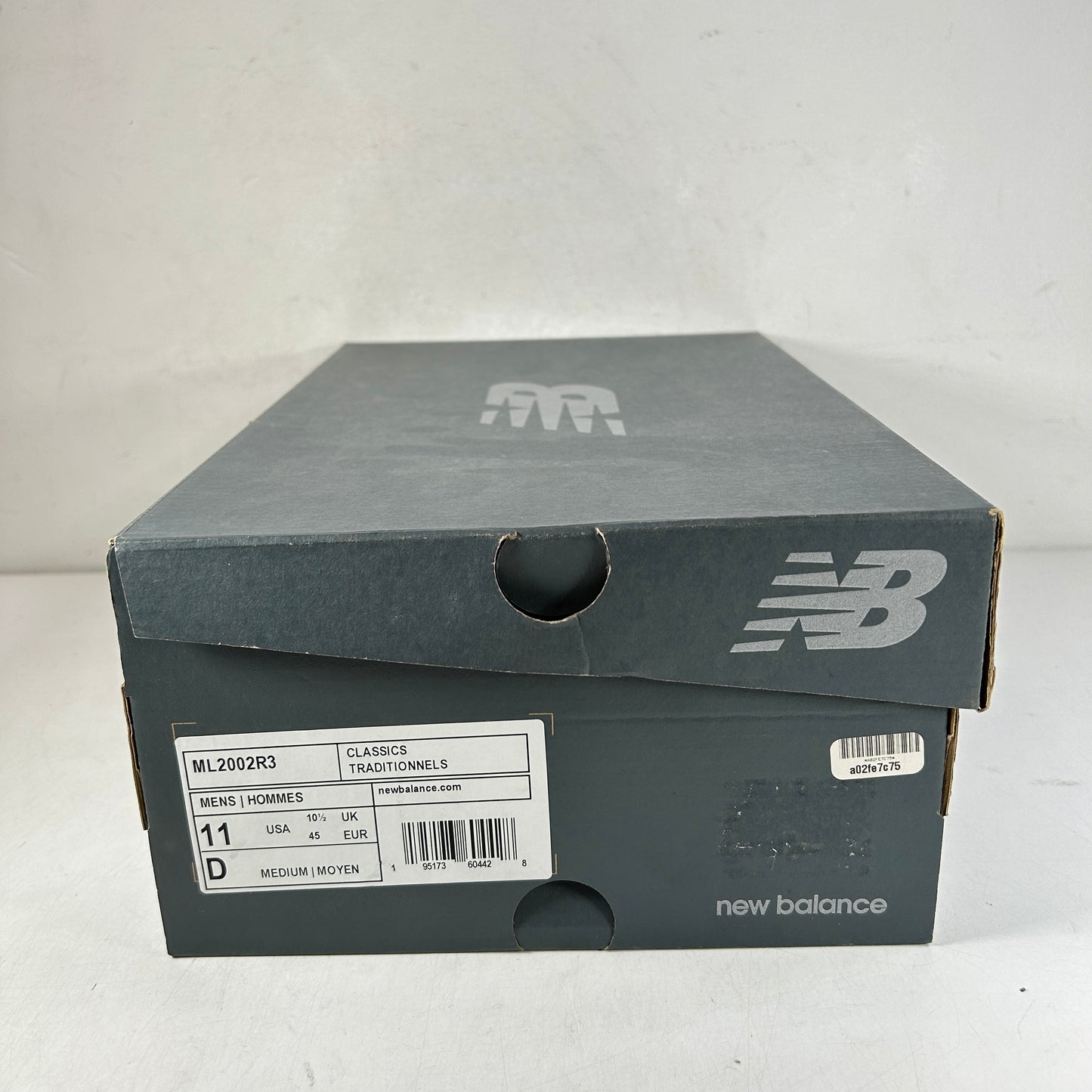 ML2002R3 New Balance 2002R White Beige [USED] - 11 M (Used)