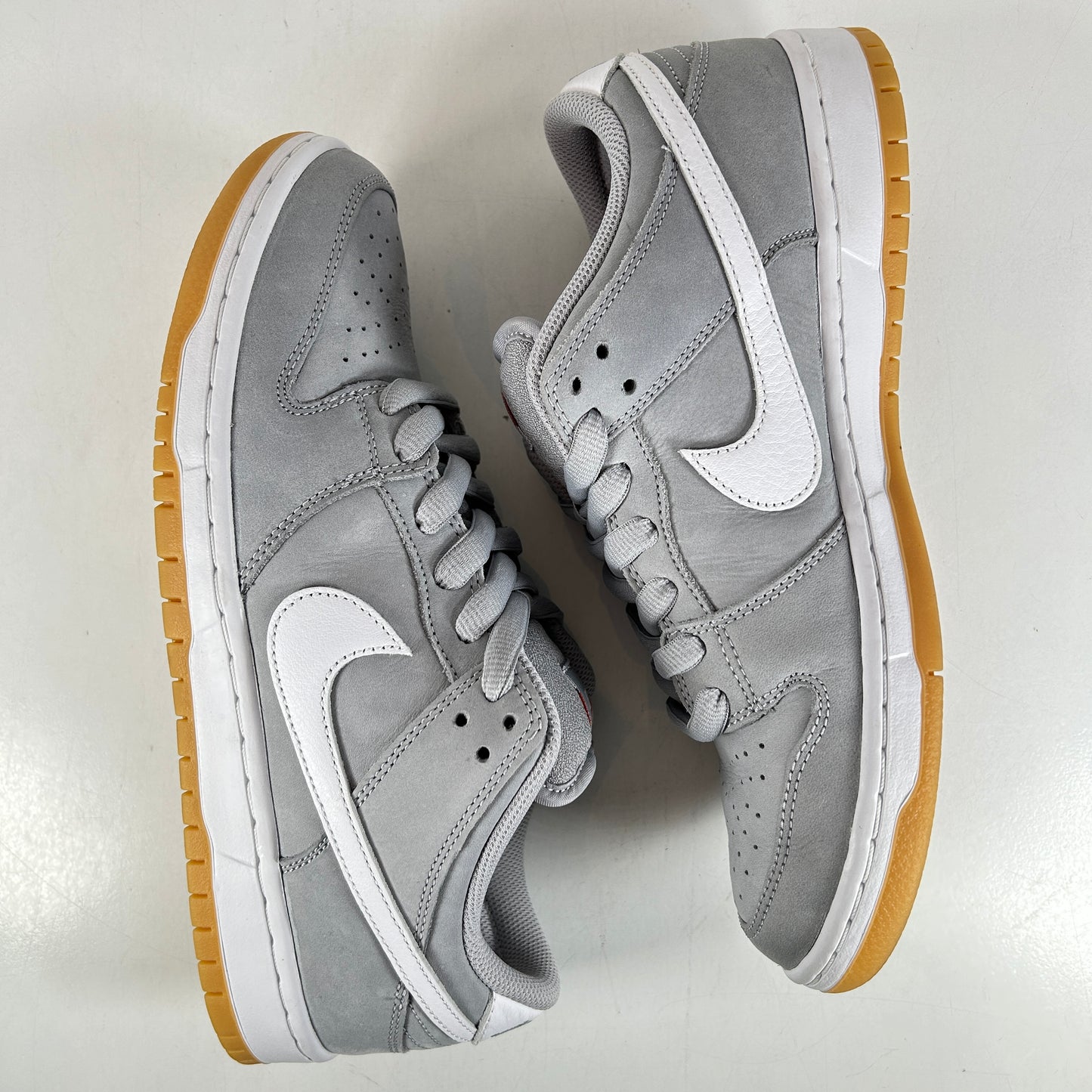 DV5464 001 Nike SB Dunk Low Pro ISO Orange Label Wolf Grey Gum [USED] - 9.5 M (Used)