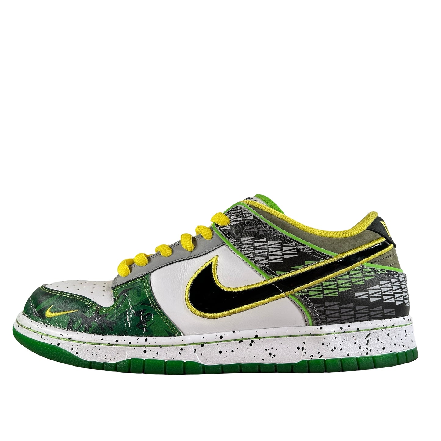 HV1454 100  Nike Dunk Low What the Duck Away University of Oregon PE [USED] - 10 M (Used)