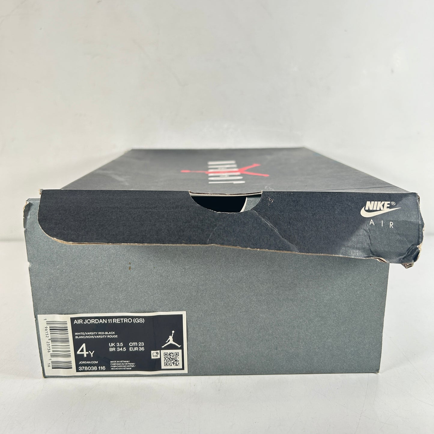 378038 116 Jordan 11 Retro Cherry (2022) (GS) [USED] - 4 Y (Used)