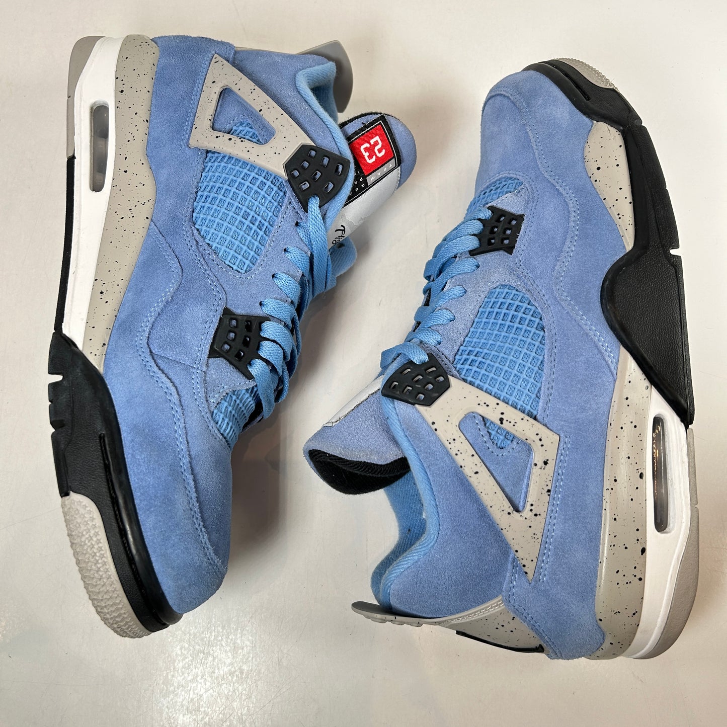 CT8527 400 Jordan 4 Retro University Blue [USED] - 10.5 M (Used2)