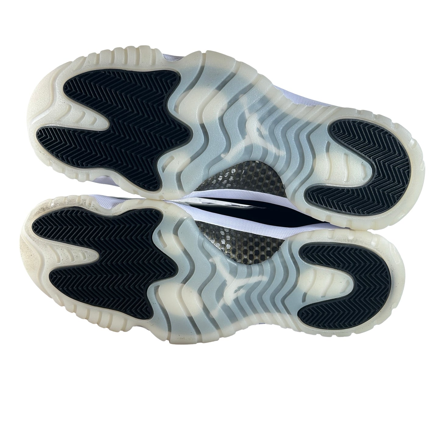 CT8012 170 Jordan 11 Retro DMP Defining Moments (2023) [USED] - 13 M (Used11)