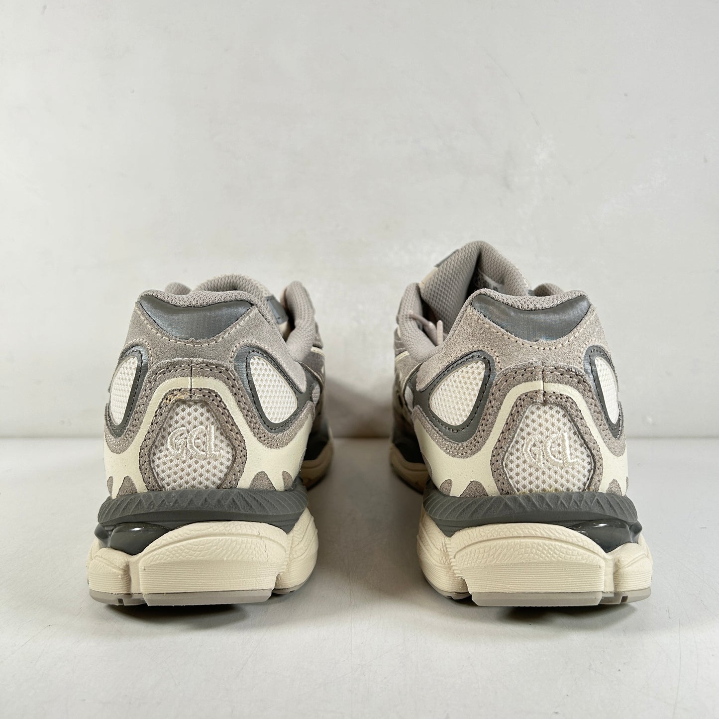 1201A789 103 ASICS Gel-NYC Oyster Grey [USED] - 9.5 M (Used)