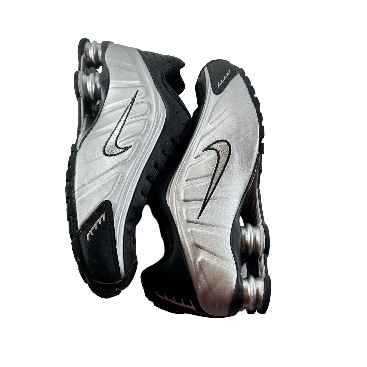 HQ1988 007 Nike Shox R4 Metallic Silver Black [USED] - 10.5 M (Used) (Replace Box)