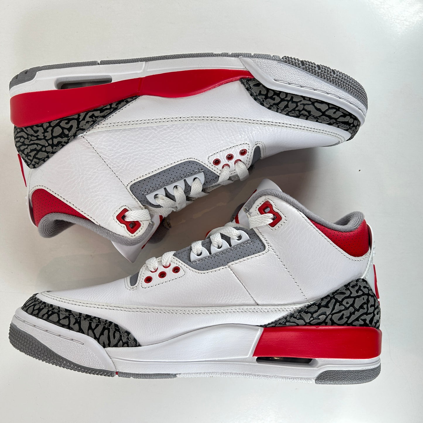 DN3707 160 Jordan 3 Retro Fire Red (2022) [USED] - 8 M