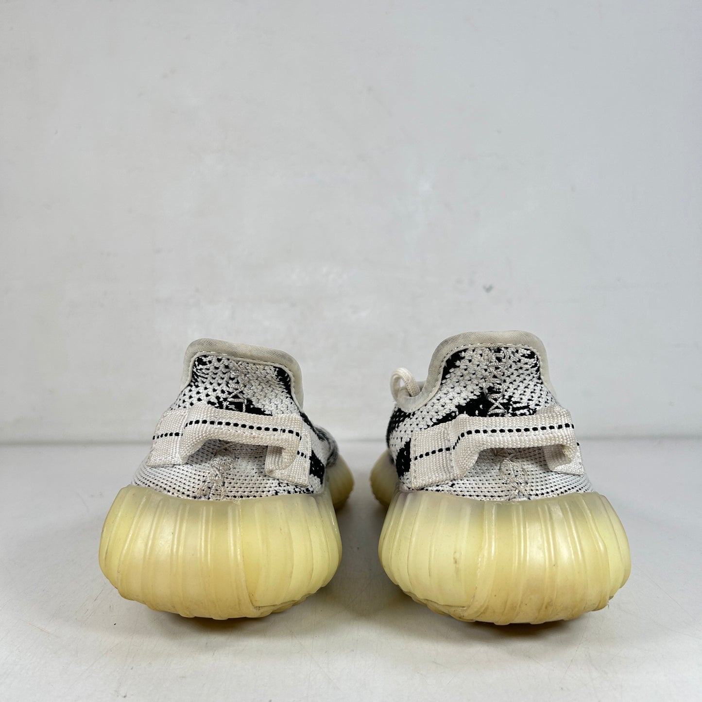 CP9654 Yeezy 350 V2 Zebra [USED] - 4 M (Used2)