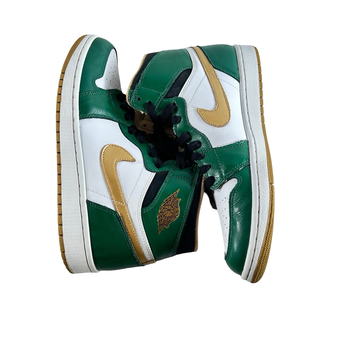 555088 315 Jordan 1 Retro High OG Celtics 2013 [USED] - 8.5 M (Used)