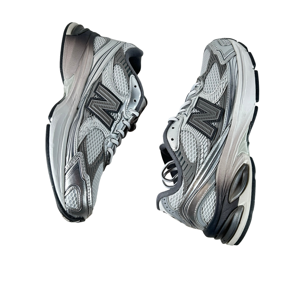 U2010753 New Balance 2010 Metallic Silver Grey [USED] - 9 M (Used)