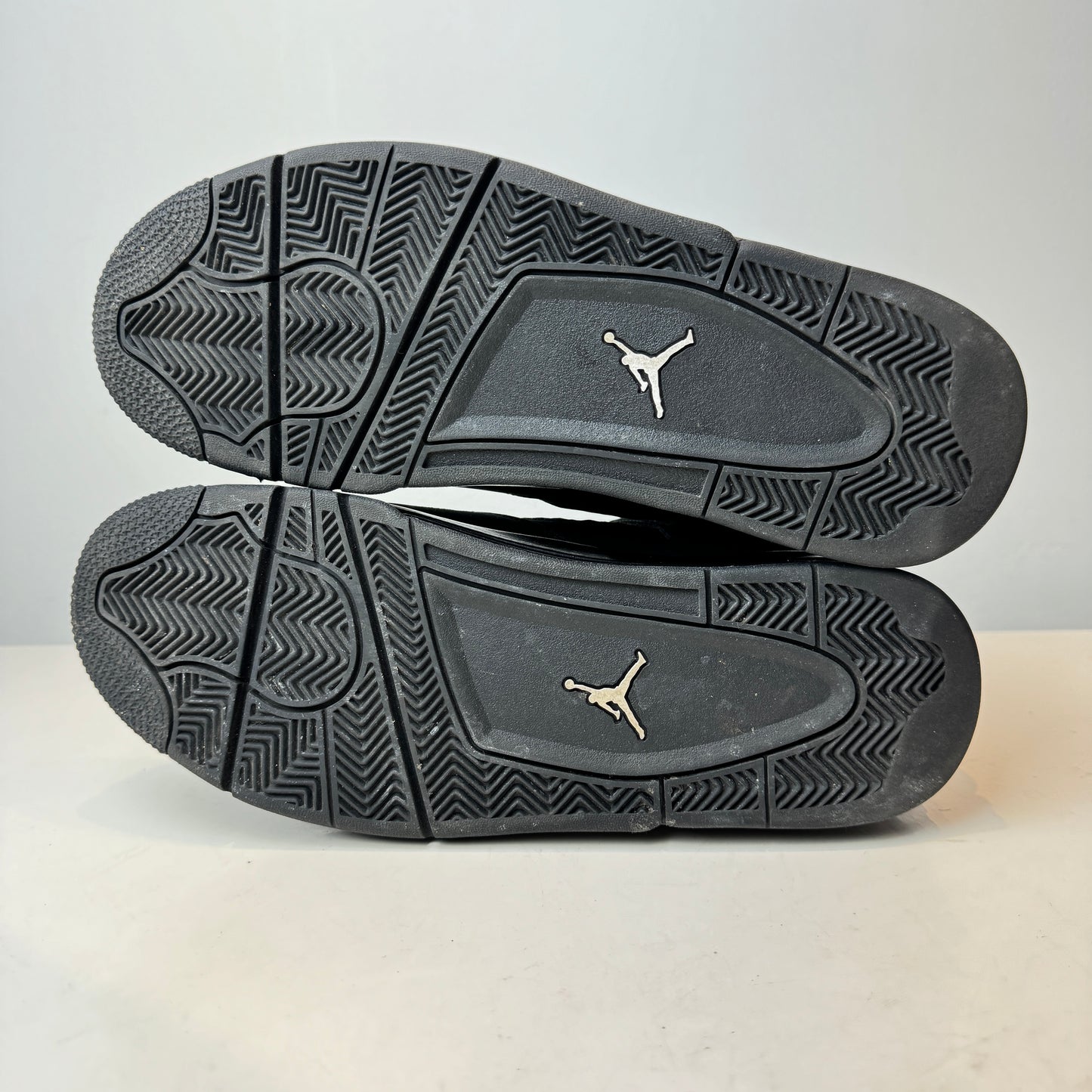 CU1110 010 Jordan 4 Black Cat 2020 [USED] - 11.5 M (Used)