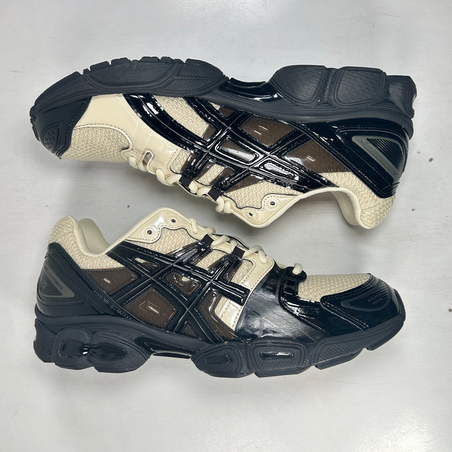 1203A475 250 ASICS Gel-Nimbus 9 Vanilla Black [USED] - 12 M (VNDS)