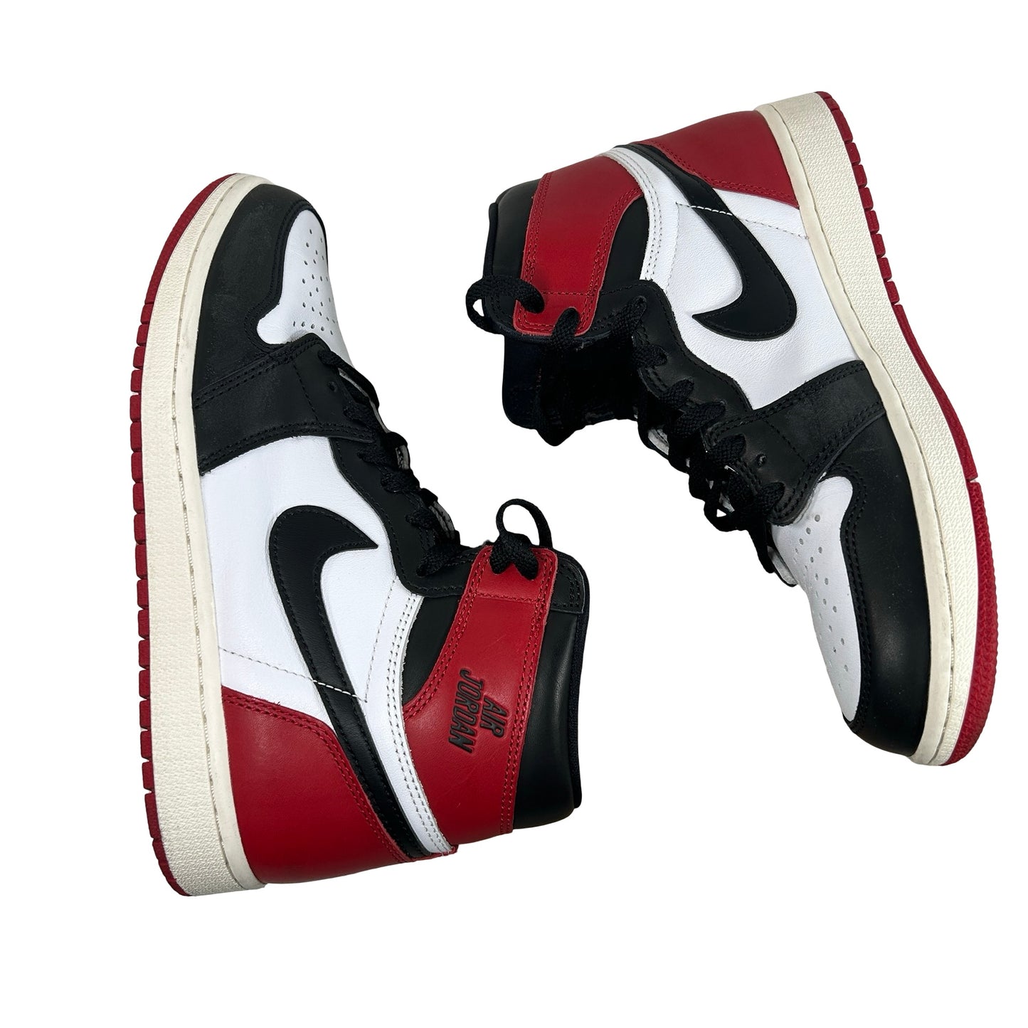 DZ5485 106 Air Jordan 1 High OG Black Toe Reimagined [USED] - 8.5 M (Used9)