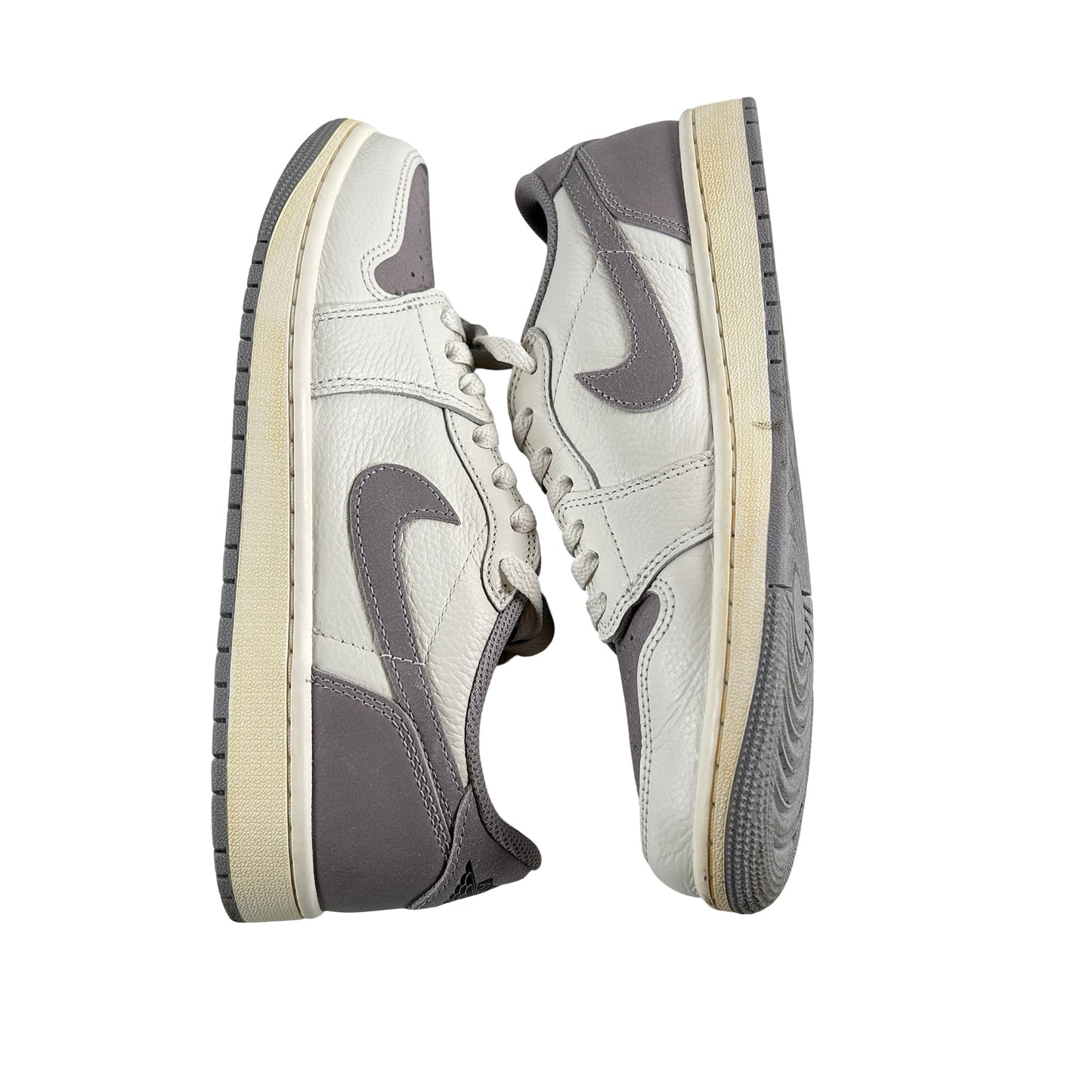 CZ0790 101 Jordan 1 Retro Low OG Atmosphere Grey [USED] - 8.5 M (Used)