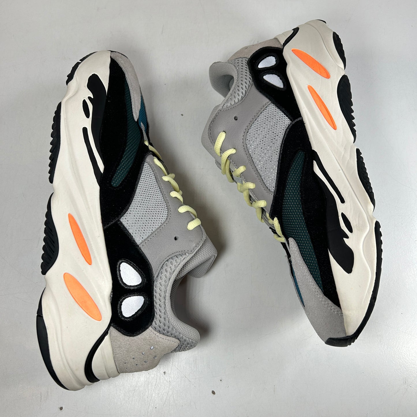 B75571 adidas Yeezy Boost 700 Wave Runner [USED] - 11 M (Used2)