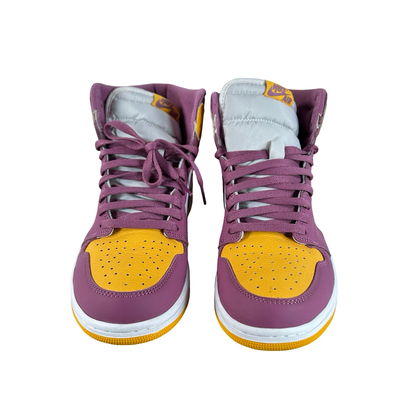 555088 706 Jordan 1 Retro High OG Brotherhood [USED] - 11 M (Used)