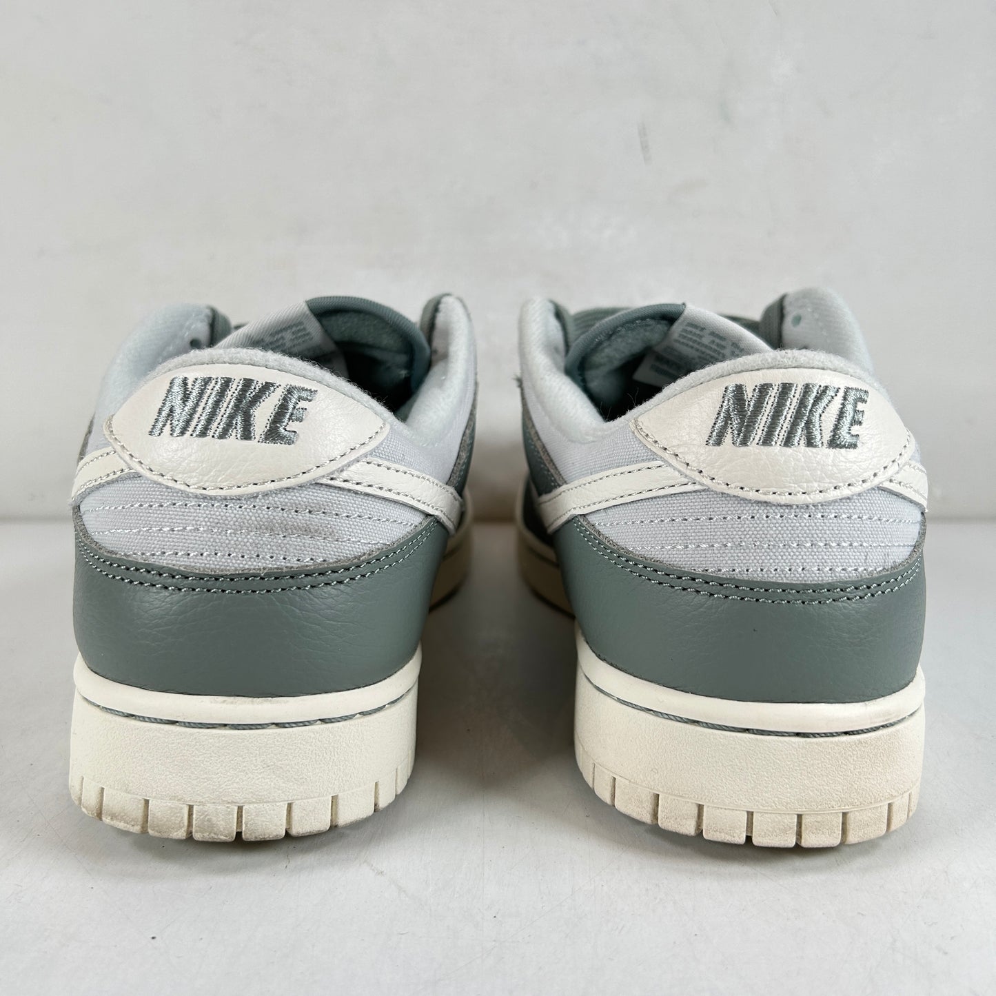 DV7212 300 Nike Dunk Low Mica Green [USED] - 10 M (Used)