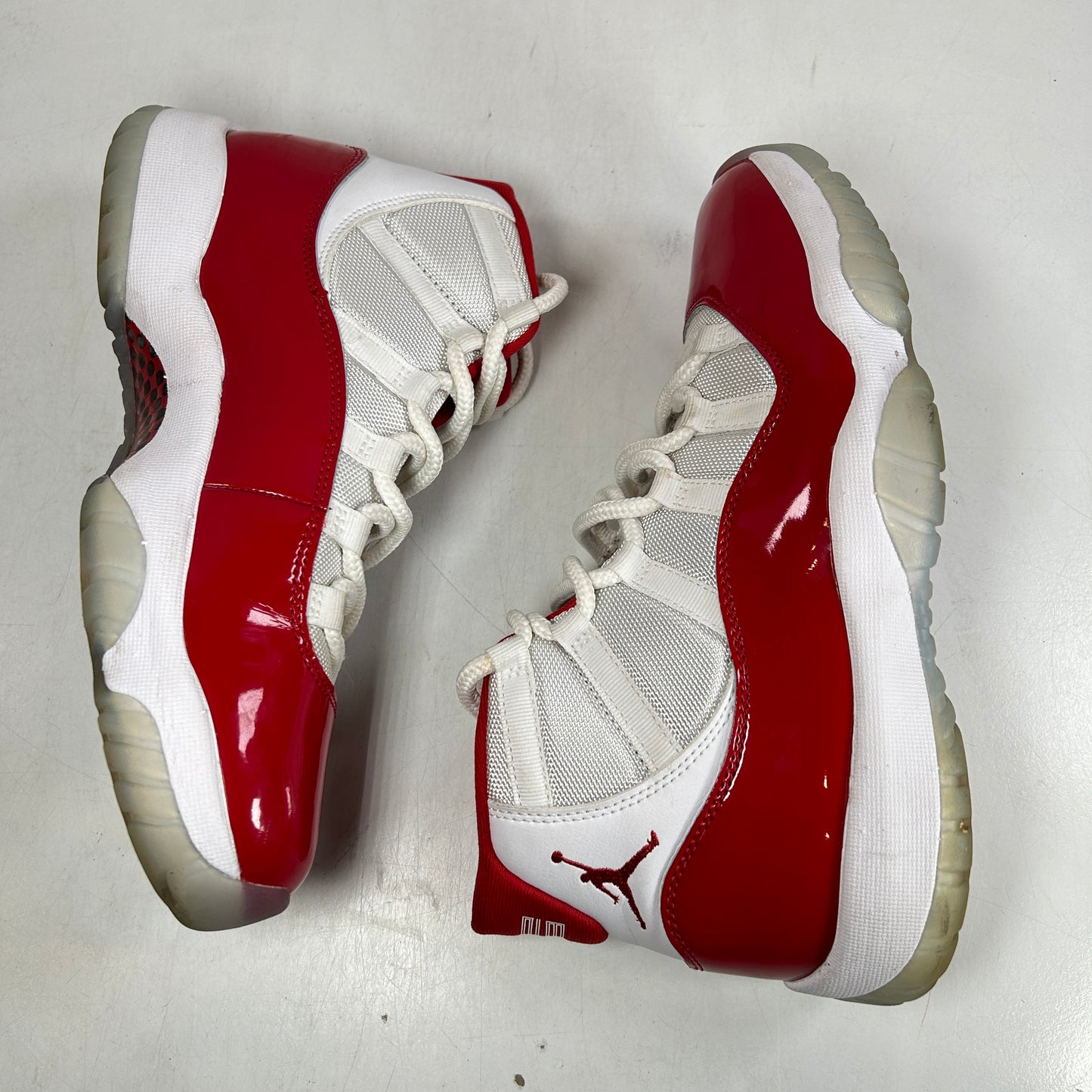 CT8012 116 Jordan 11 Retro Cherry (2022) [USED] - 8 M (Used) (No Box)