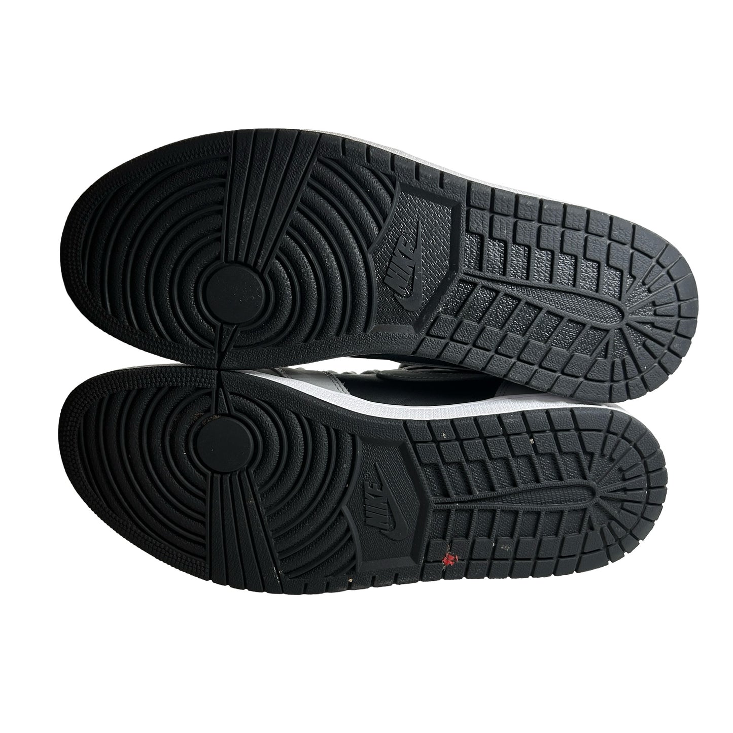 555088 035 Jordan 1 Shadow 2.0 [USED] - 10.5 M (Used5)