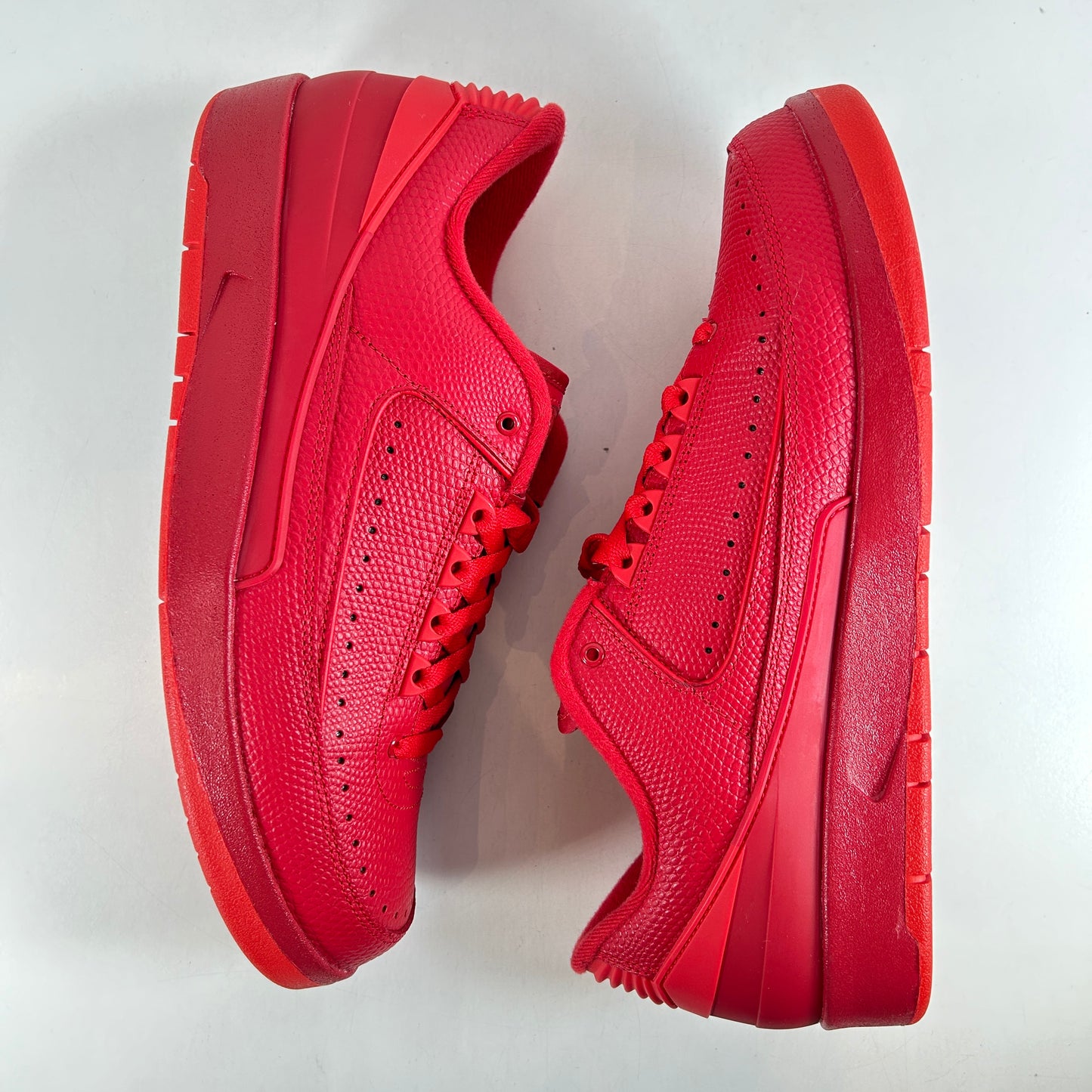 832819 606 Jordan 2 Retro Low Gym Red [USED] - 10.5 M (VNDS) (Replace Box)