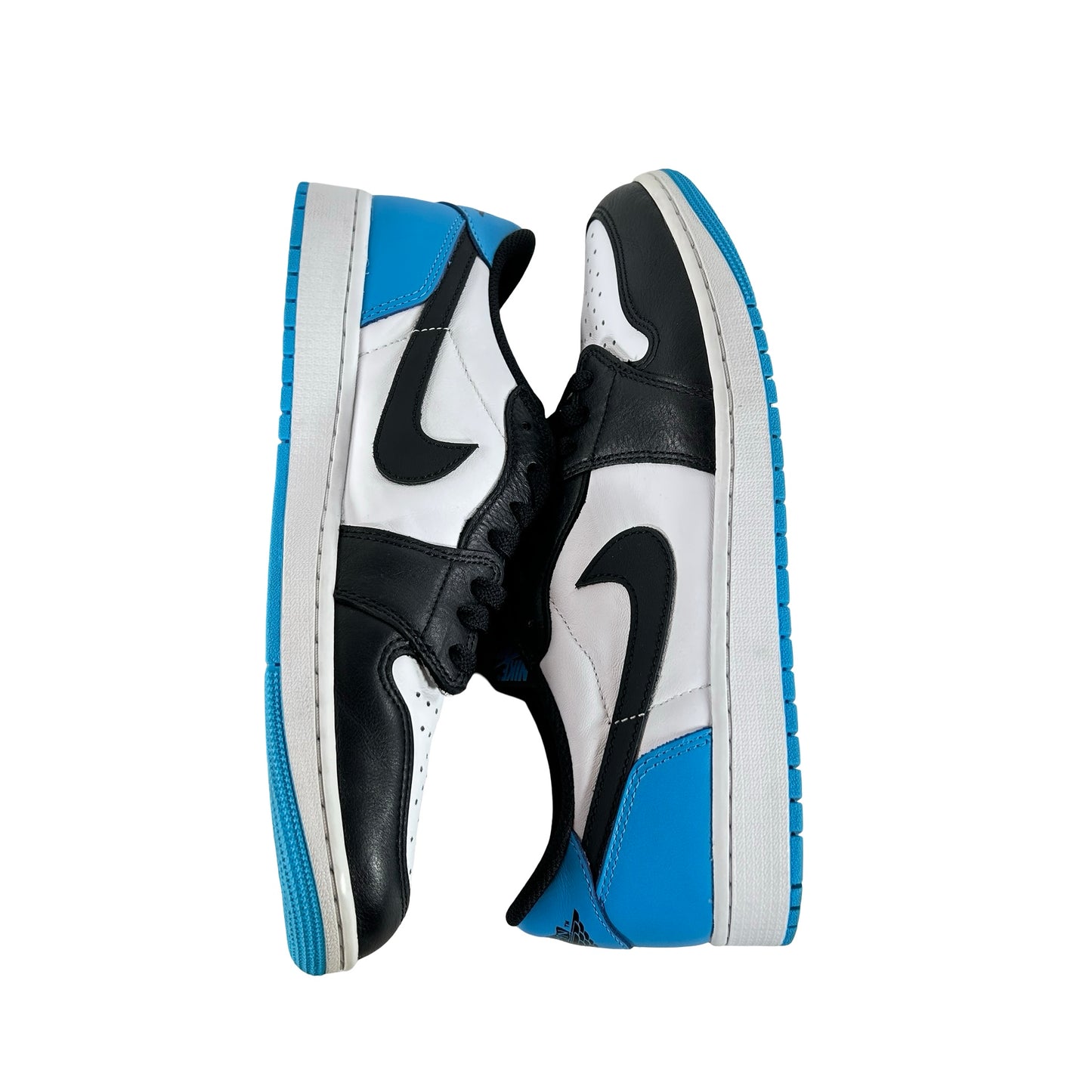 CZ0790 104 Jordan 1 Retro Low OG Negro Polvo Oscuro Azul