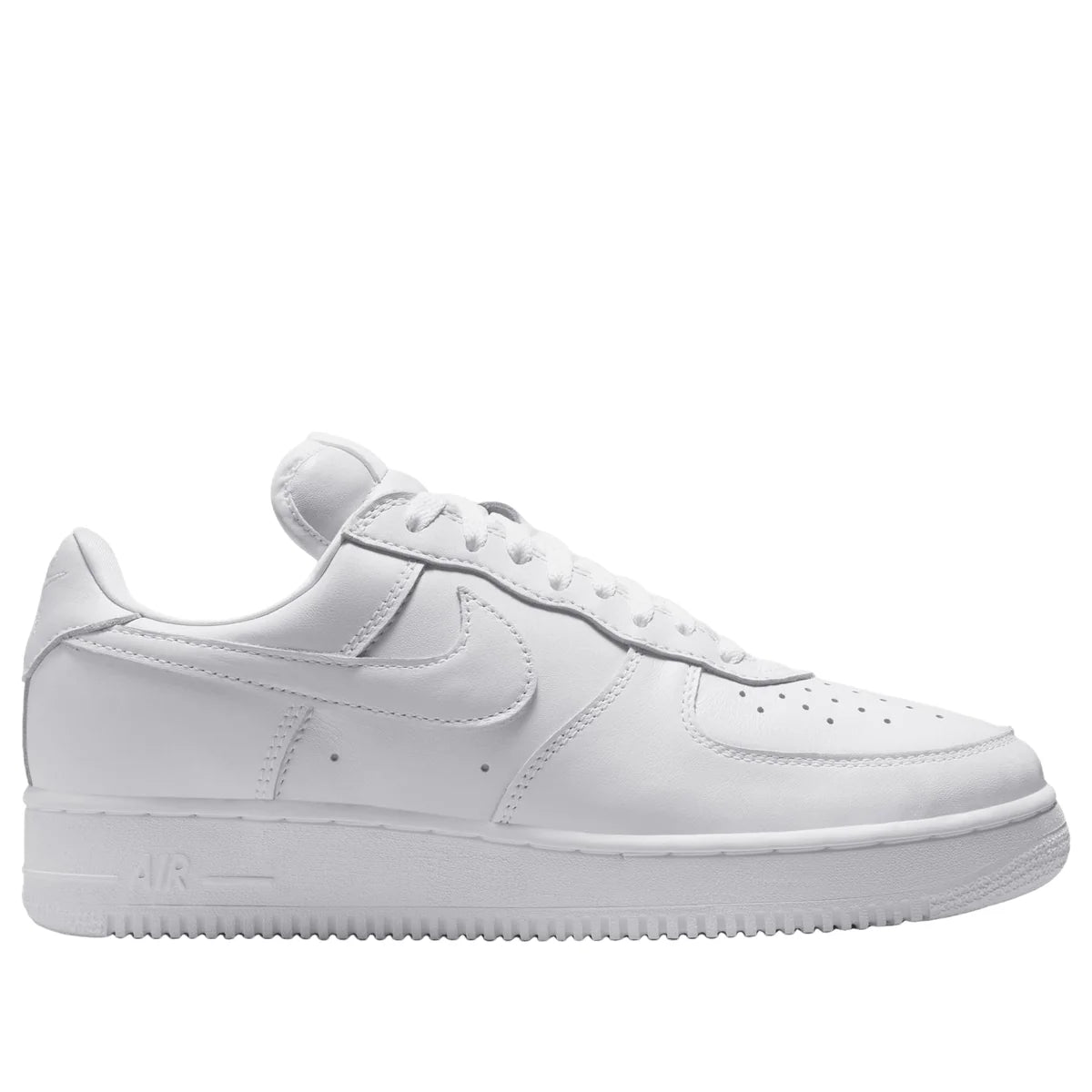 IV4501 100 Nike Air Force 1 Low '01 Triple White