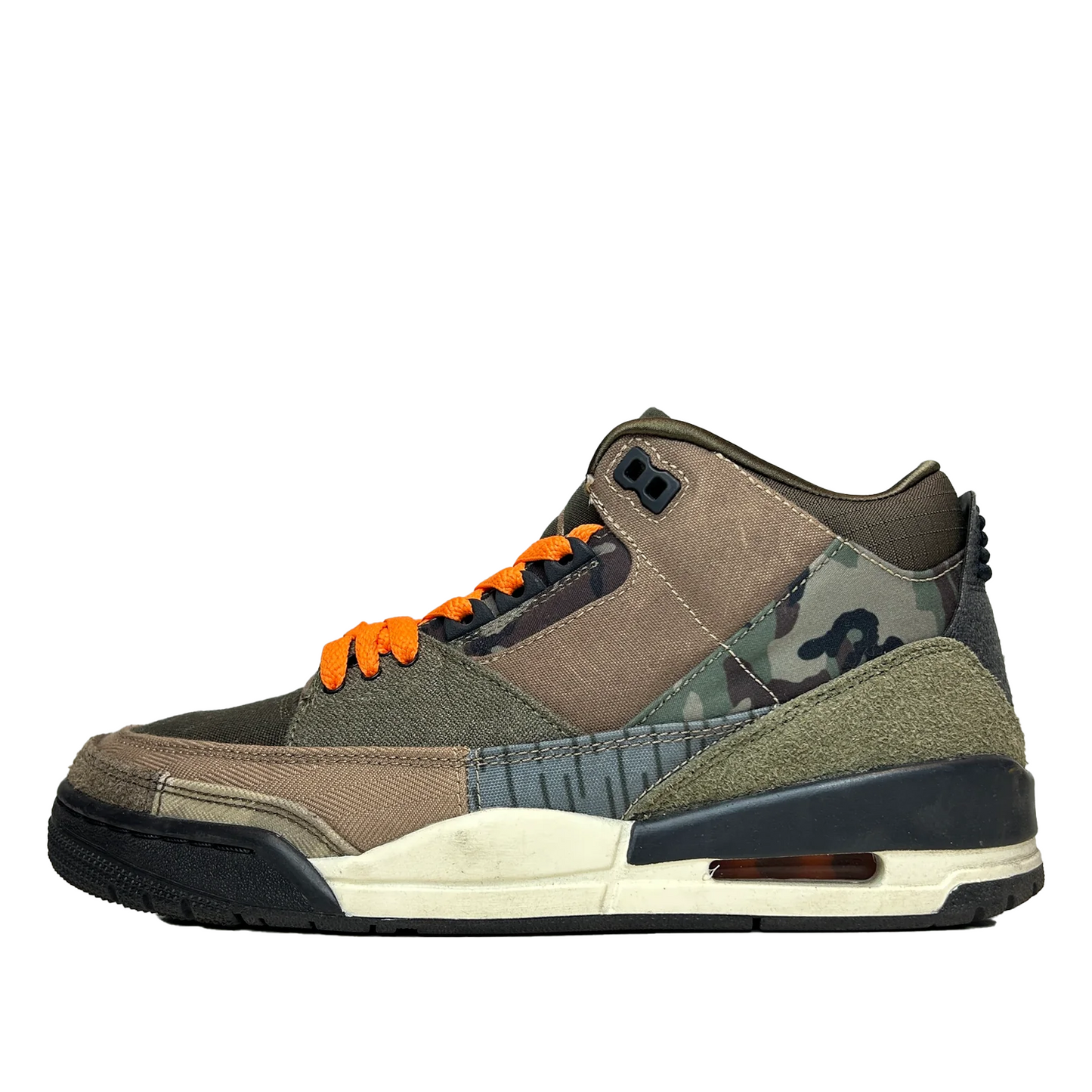 DO1830 200 Jordan 3 Retro Patchwork Camo [USED] - 7.5 M (Used)