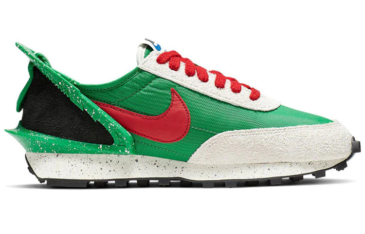 CJ3295 300 Nike Daybreak Undercover Lucky Green Red (Women's)