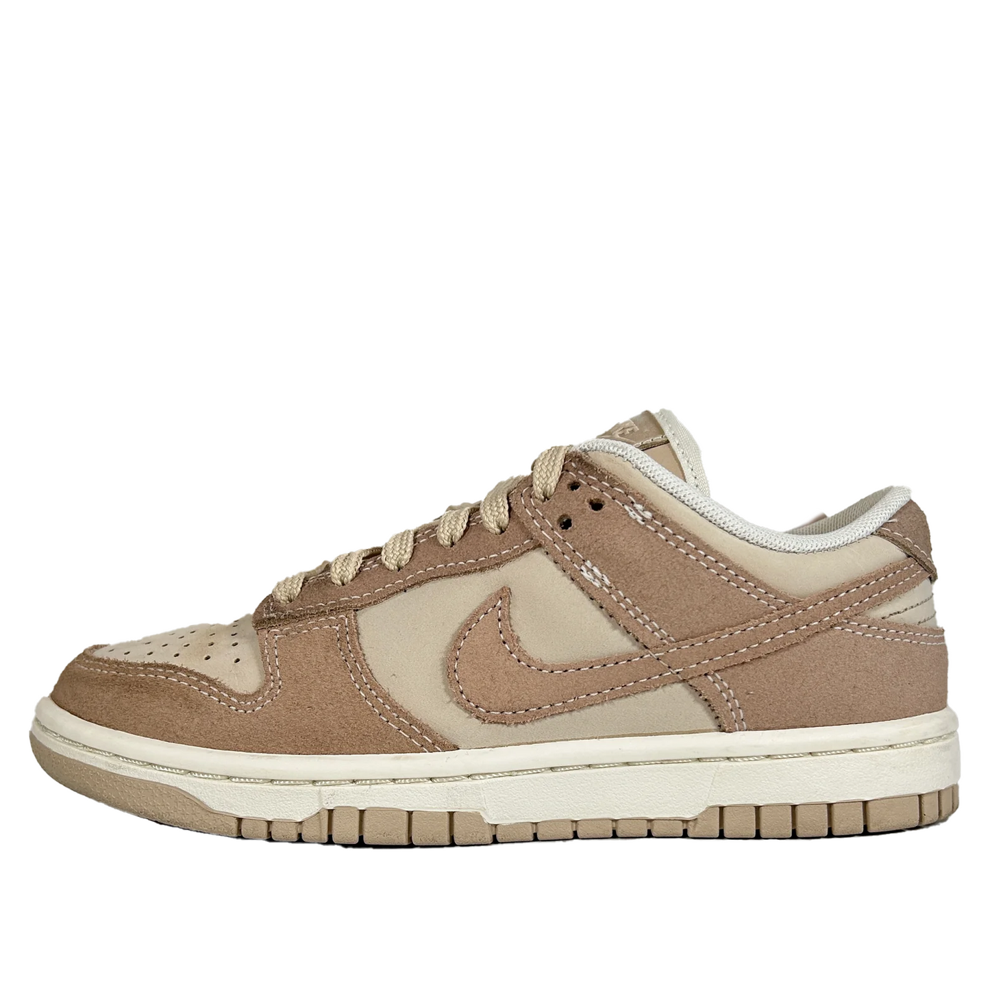 FD0873 126 Nike Dunk Low SE Sanddrift (W) [USED] - 5 W (Used)