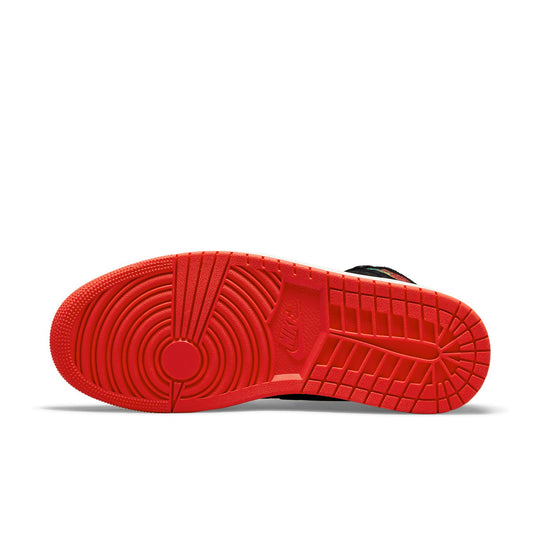 DN4904 001 Jordan 1 Mid SE Siempre Familia