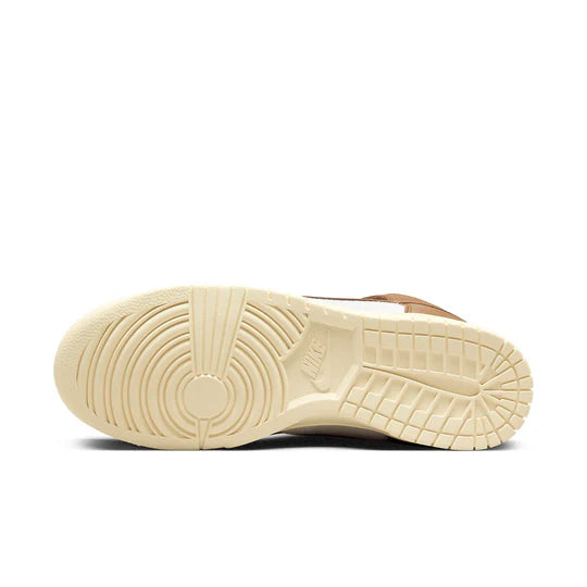 DQ8800 200 Nike Dunk High PRM Vintage Pecan Sail