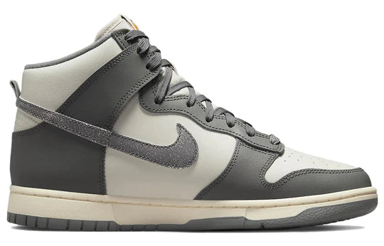 DM0582 001 Nike Dunk High Vintage Gris Hueso Claro