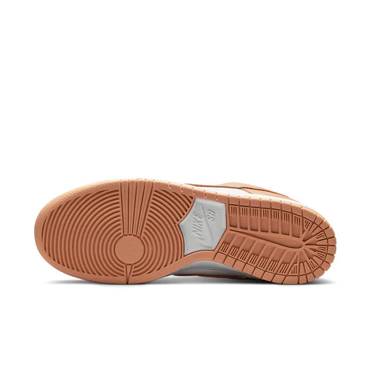 DM8998 200 Nike SB Dunk Low Pro ISO Light Cognac – DISTRICT DM8998 200 Nike SB Dunk Low Pro ISO Light Cognac – DISTRICT