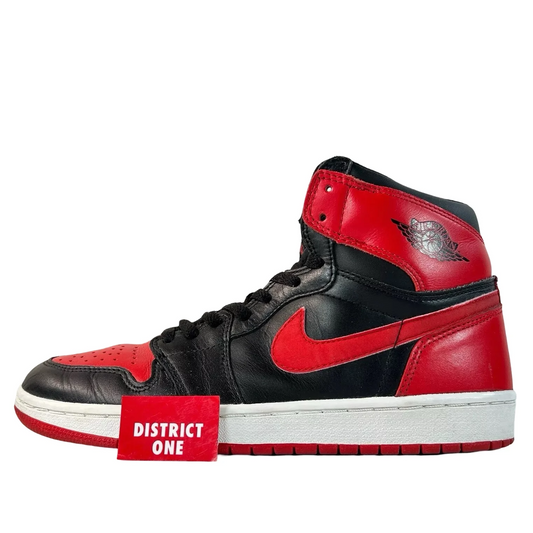 136066 061 Jordan 1 Retro Bred (2001) [USED] - 9 M (Used) (Slight Sole Separation)