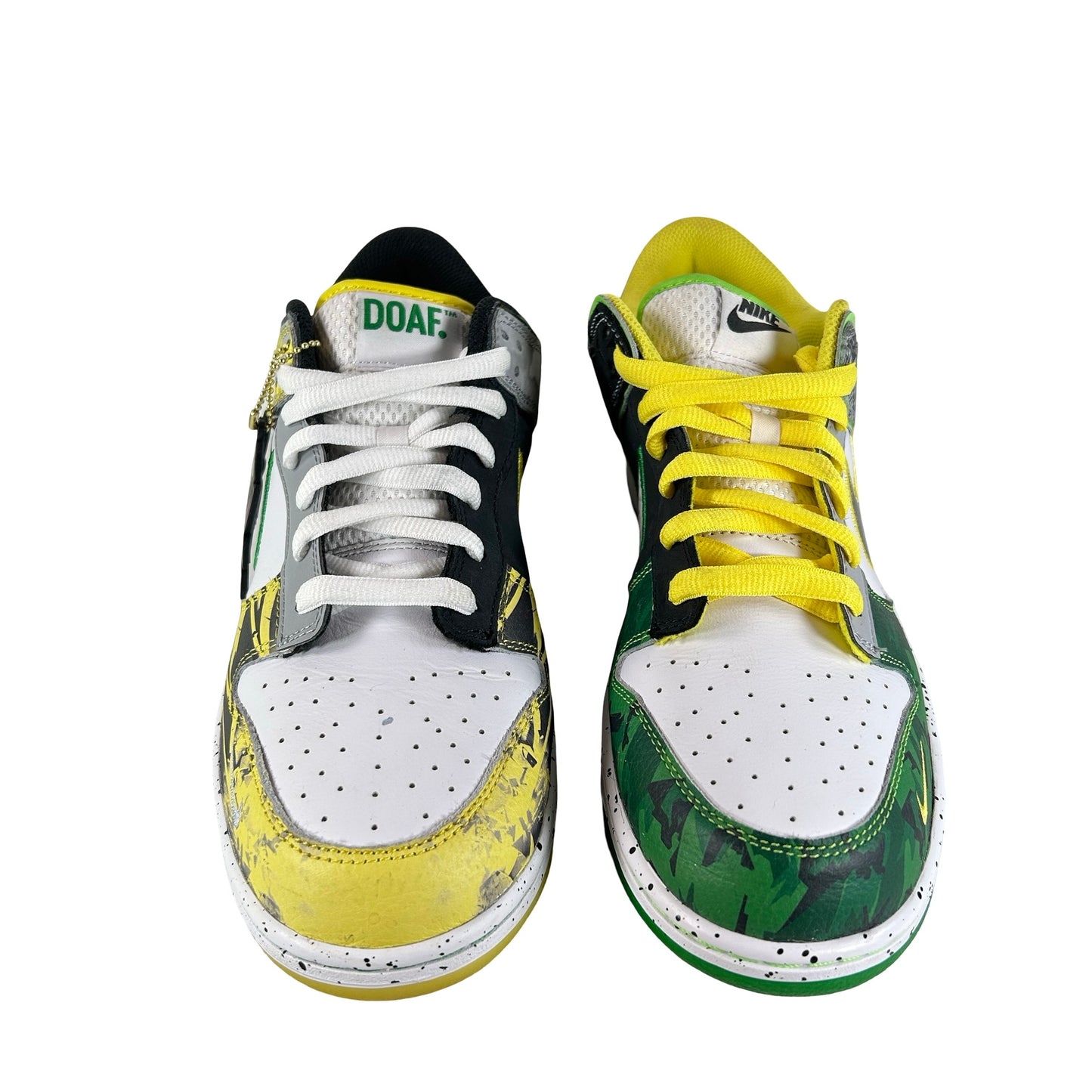 HV1454 100  Nike Dunk Low What the Duck Away University of Oregon PE [USED] - 11 M (Used)