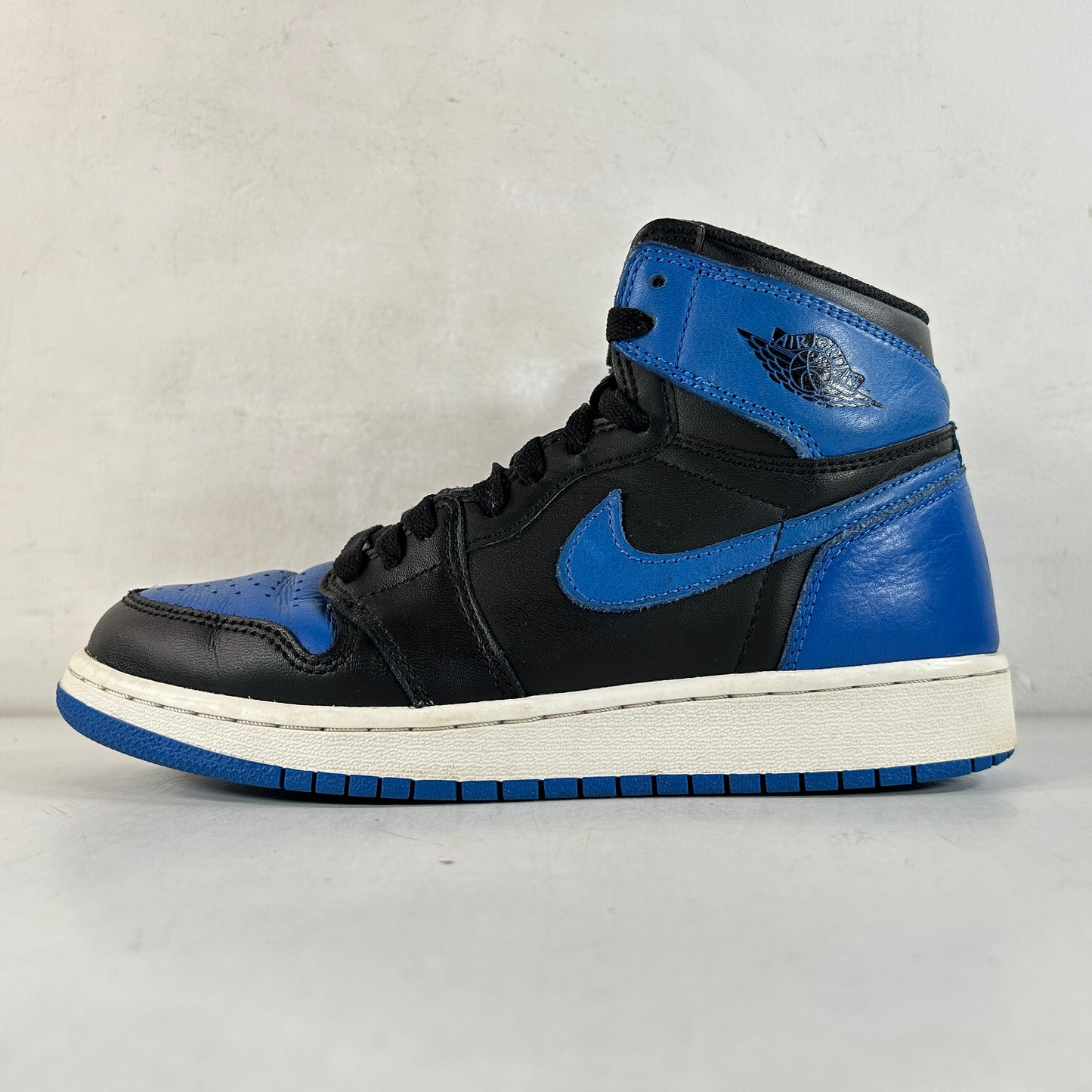 575441 007 Jordan 1 Retro Royal (2017) (GS) [USED] - 5.5 Y (Used2)