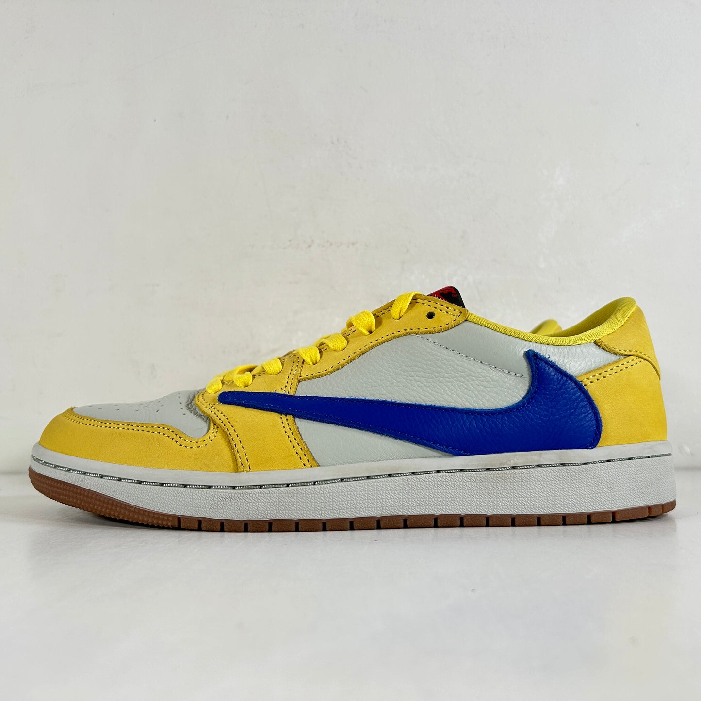 DZ4137 700 Jordan 1 Retro Low OG SP Travis Scott Canary (Women's) [USED] - 10.5 W (Used2)