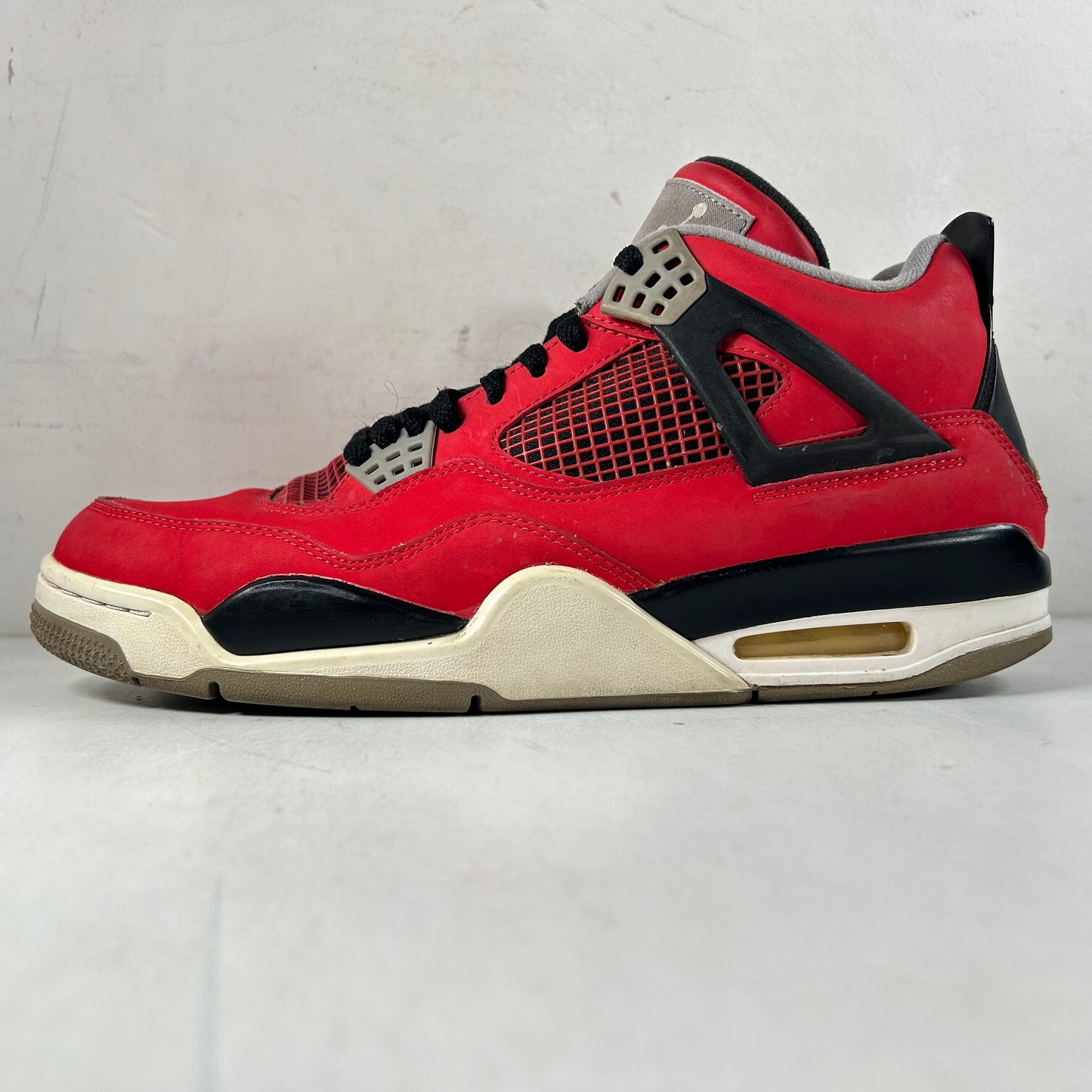 308497 603 Jordan 4 Retro Toro Bravo [USED] - 10 M (Used) (No Box)