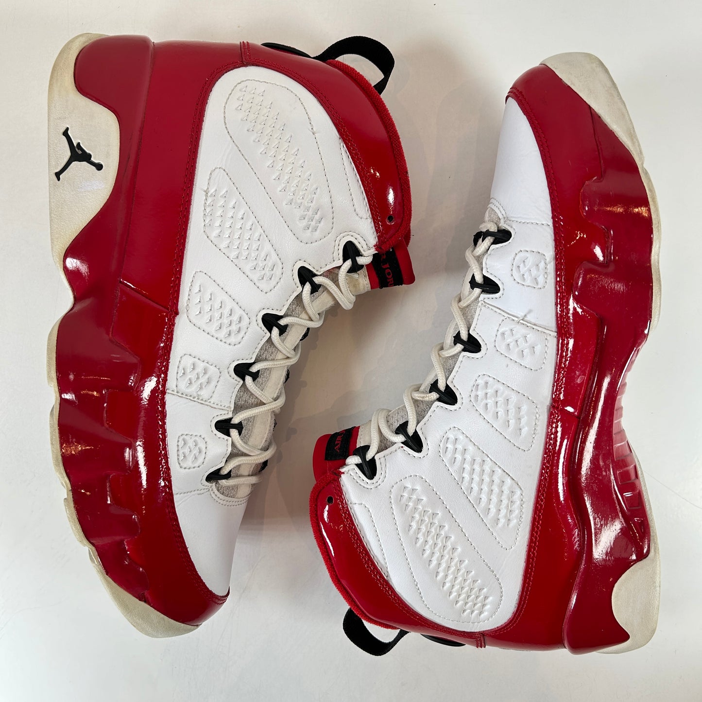 302370 160 Jordan 9 Retro White Gym Red [USED] - 10 M (Used) (No Box)